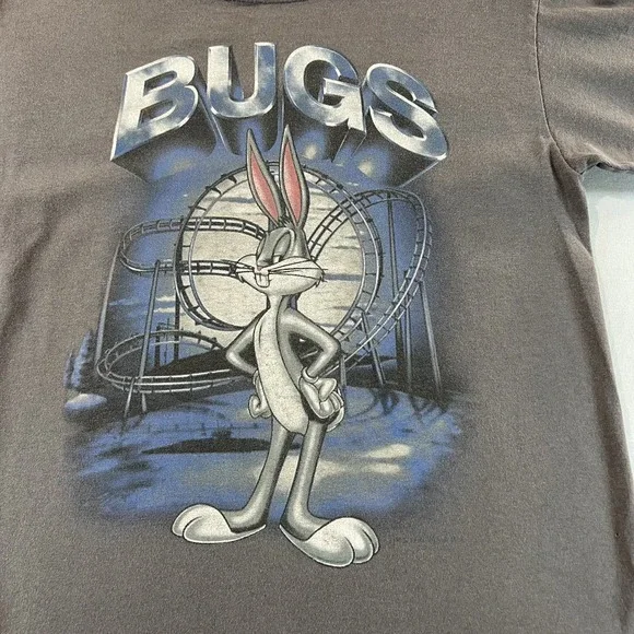 Vintage 2001 Six Flags Bugs Bunny T-Shirt | Men's Small | Looney Tunes Graphic T - Picture 3 of 7
